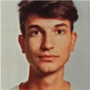 Offro ripetizioni in fisica, matematica e chimica per studenti delle superiori. Laureando in Chimica e tecnologia farmaceutiche